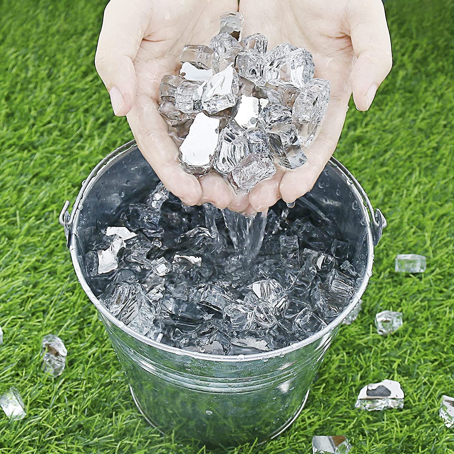 Fire Pit Glass for Fire Pit, 1/2 Inch Clear Reflective Tempered Fire Glass for Propane Fire Pit, Fire Pit Glass Rocks Safe for Outdoors and Indoors Gas Fire Pit Table, 10 Lbs